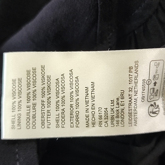 Free People On Pointe Bomber Jacket In Black NWT - Picture 8 of 9